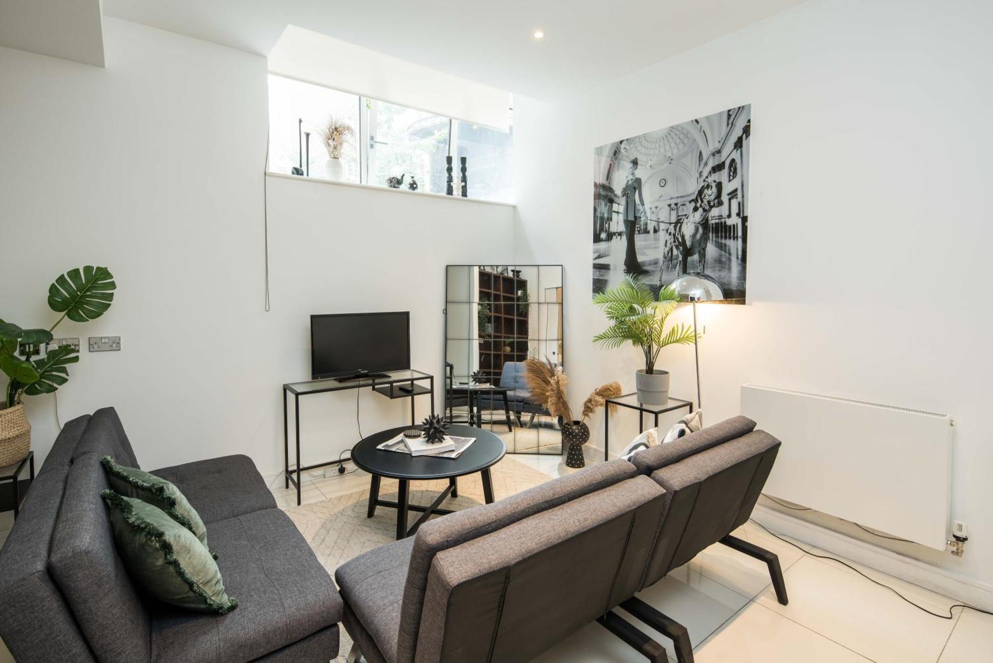 Al Central-Soho-Chinatown-Coventgarden-Cozy-Onebed Lejlighed London Eksteriør billede