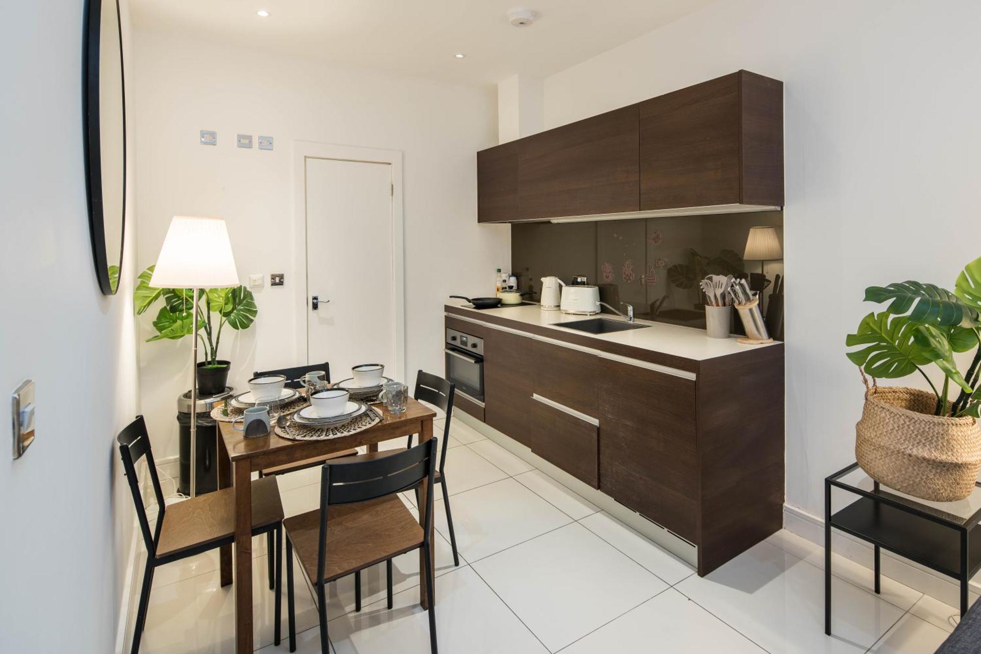 Al Central-Soho-Chinatown-Coventgarden-Cozy-Onebed Lejlighed London Eksteriør billede